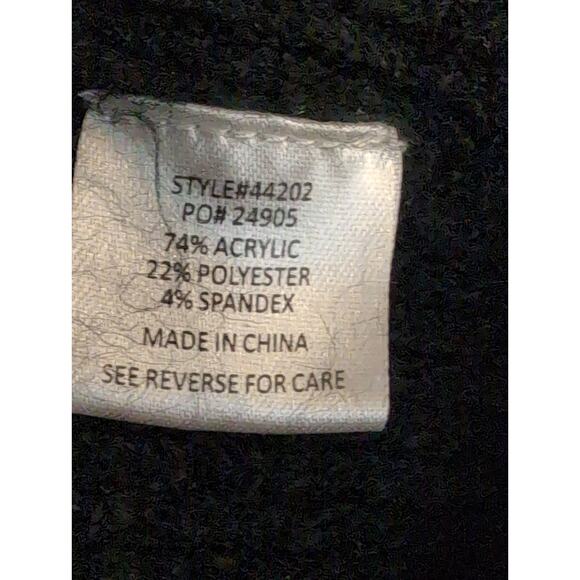 Blue Sky cozy dark green tan and ivory sweater - Picture 7 of 8